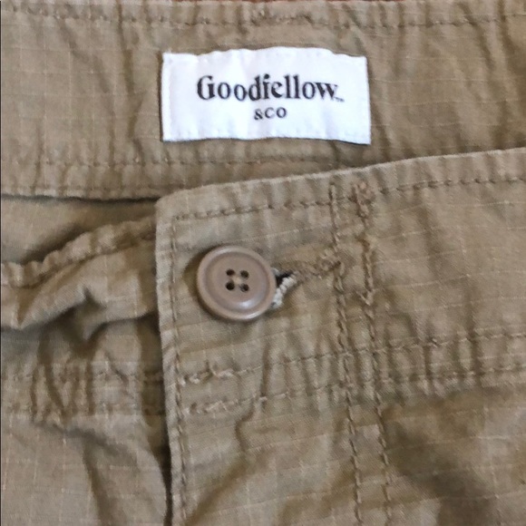 Dark khaki colored cargo shorts men’s 44 - Picture 4 of 5